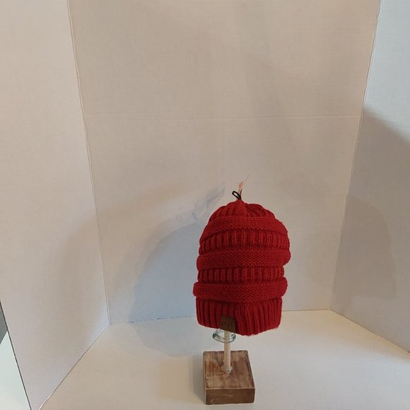 CC Beenie Red Size One Size Fits All New With Tags - Picture 6 of 6
